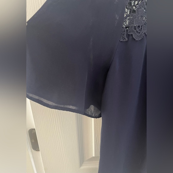 Ann Taylor Women’s Navy Blue Top, Size Medium NWT - Picture 6 of 7